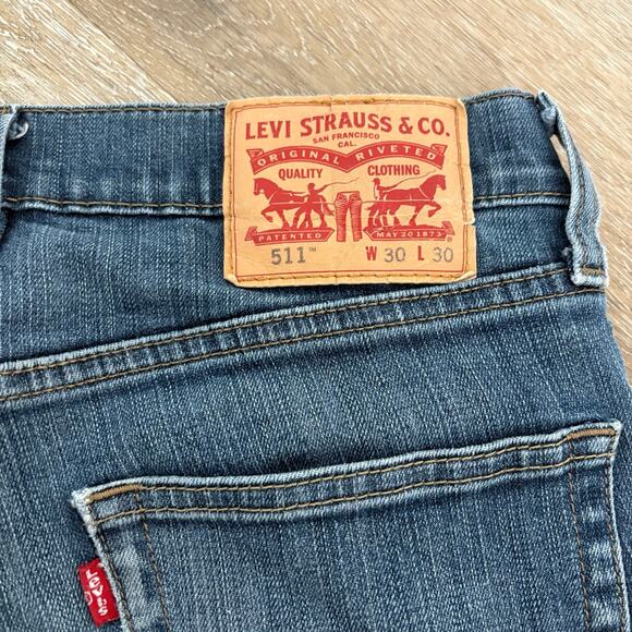 511 Levi Strauss & Co Woman's Blue Washed Straight Leg Jeans W30 L30 - Picture 3 of 7